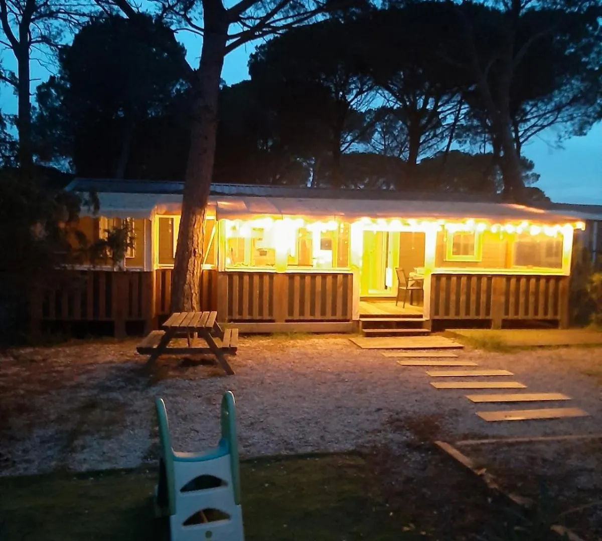 Mobil-Home, 6 Pers, 3 Ch, 2 Sdb, Oasis Village 5 Etoiles Puget-sur Argens 0*,