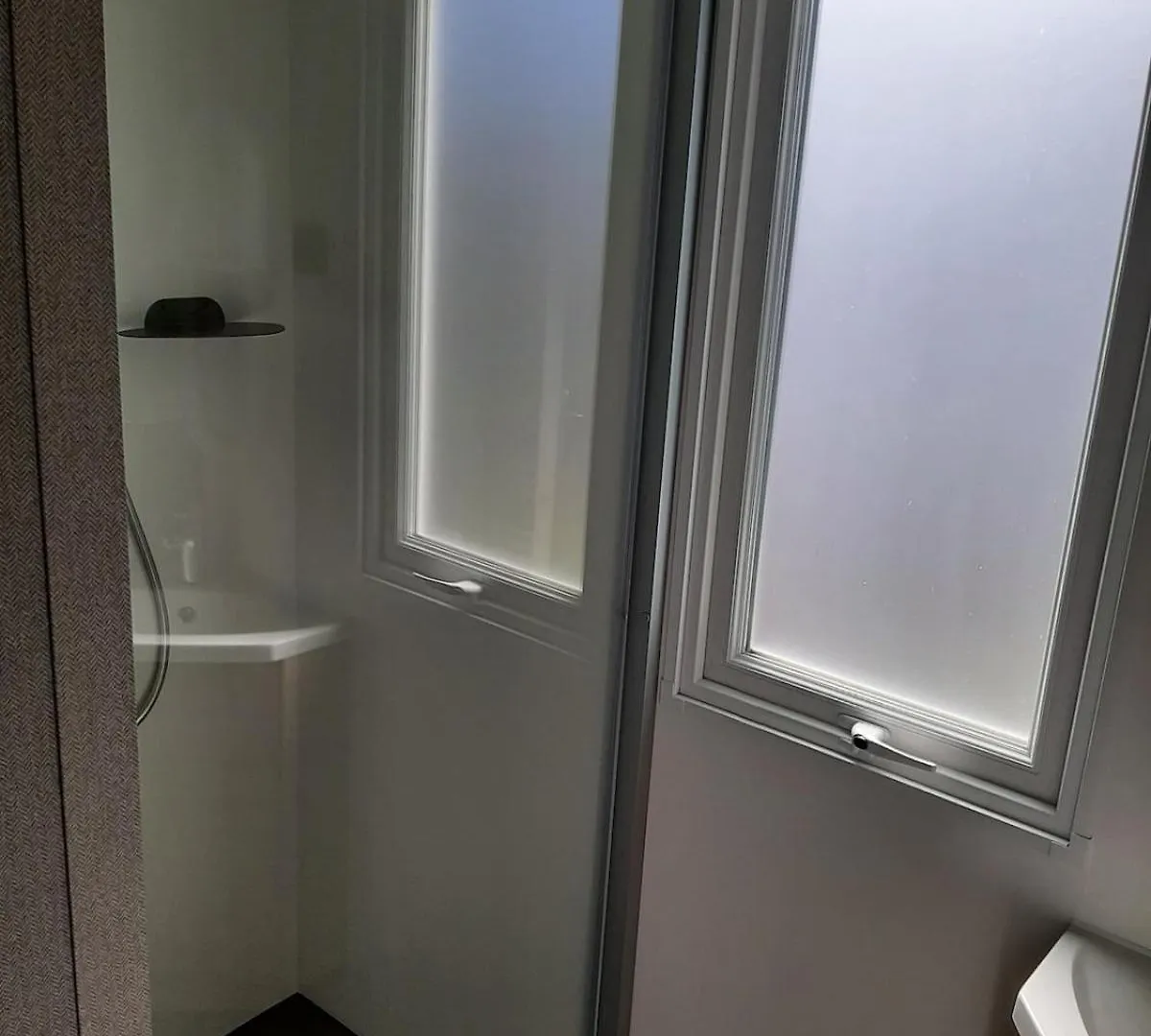 Mobil-Home, 6 Pers, 3 Ch, 2 Sdb, Oasis Village 5 Etoiles Puget-sur Argens 0*,  France
