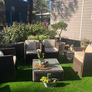 Village de vacances Mobilhome 6 Personnes Oasis Village 5 Etoiles, Puget-sur Argens
